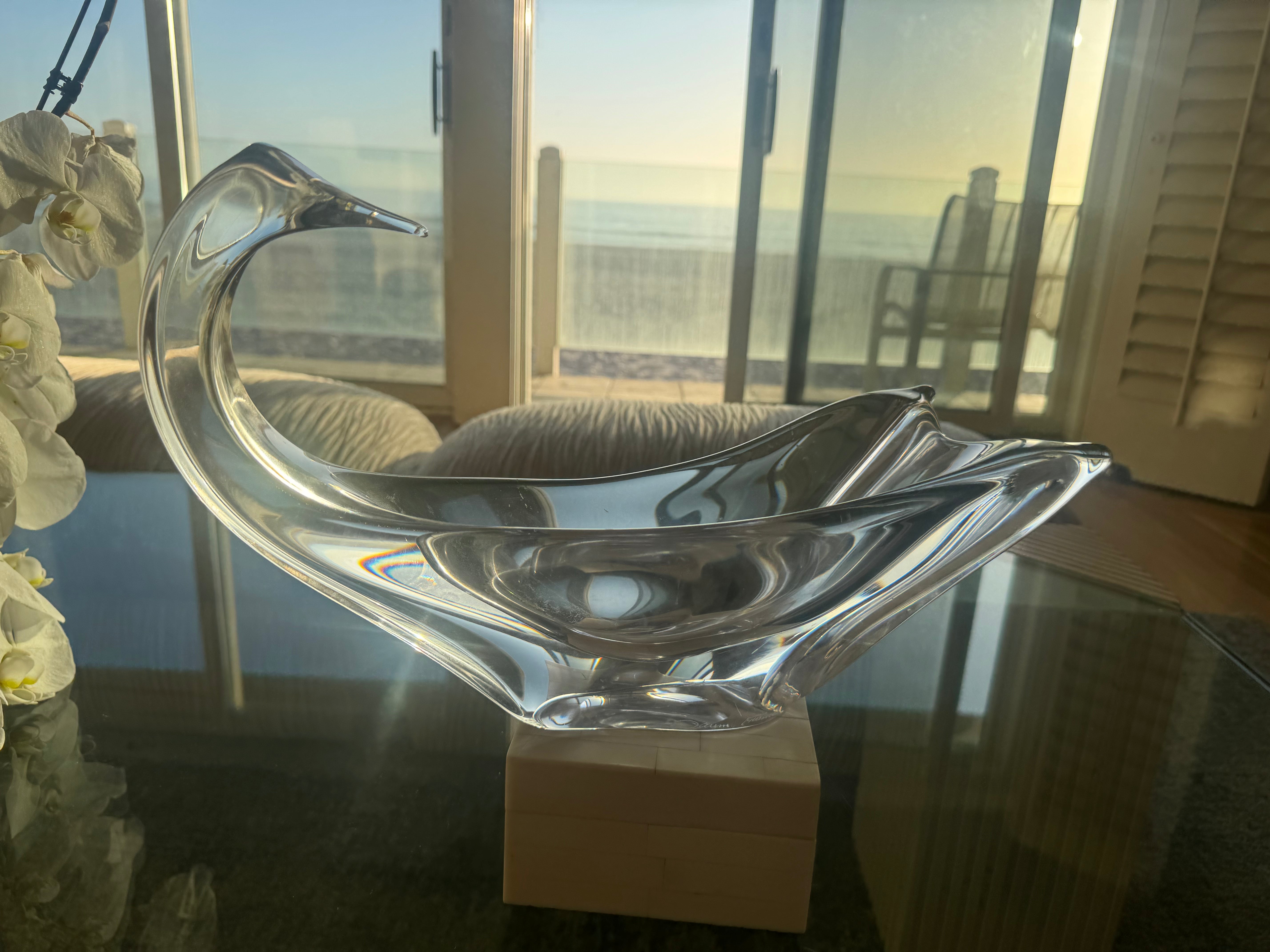 Daum France Crystal Swan Vessel